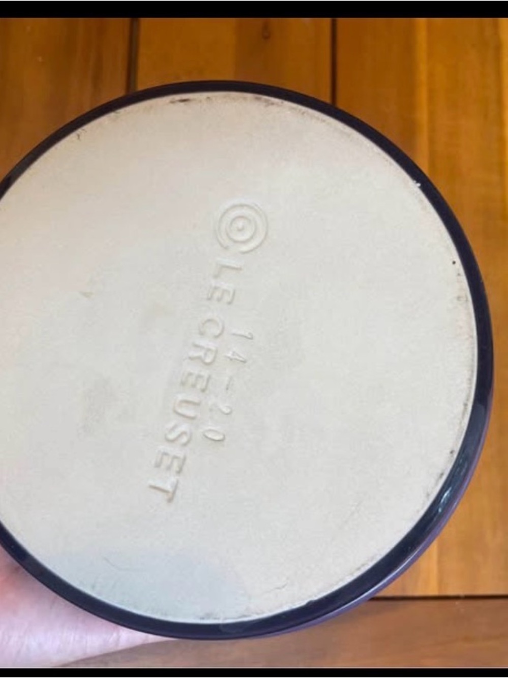 Le Creuset Purple Cast Iron mini Dutch Oven  with Cream Trim - Picture 3 of 3